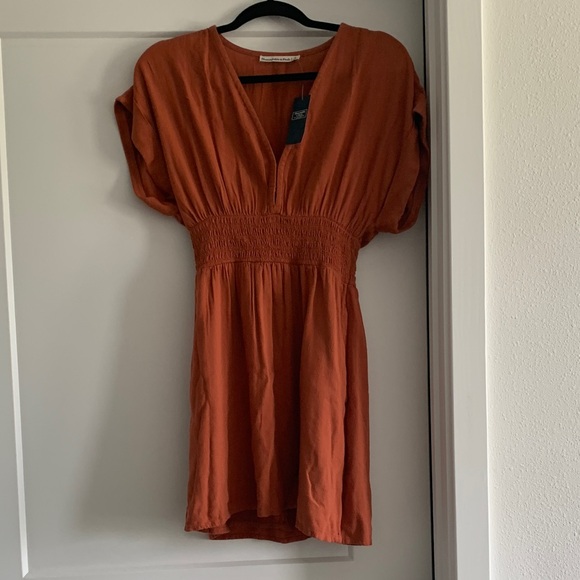 NWT Abercrombie & Fitch Rust Orange Dress - Picture 1 of 8